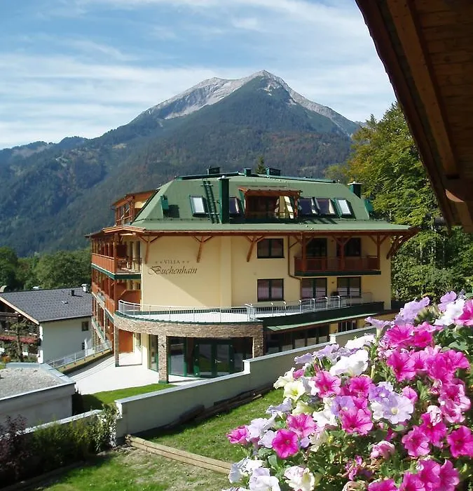 Villa Buchenhain-1